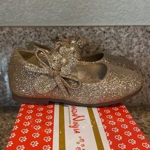 Girls Glitter/Sparkly Gold Champagne Dress Shoes size 7